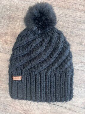 Black Chunky Knit Beanie COAL w/ Pom Pom